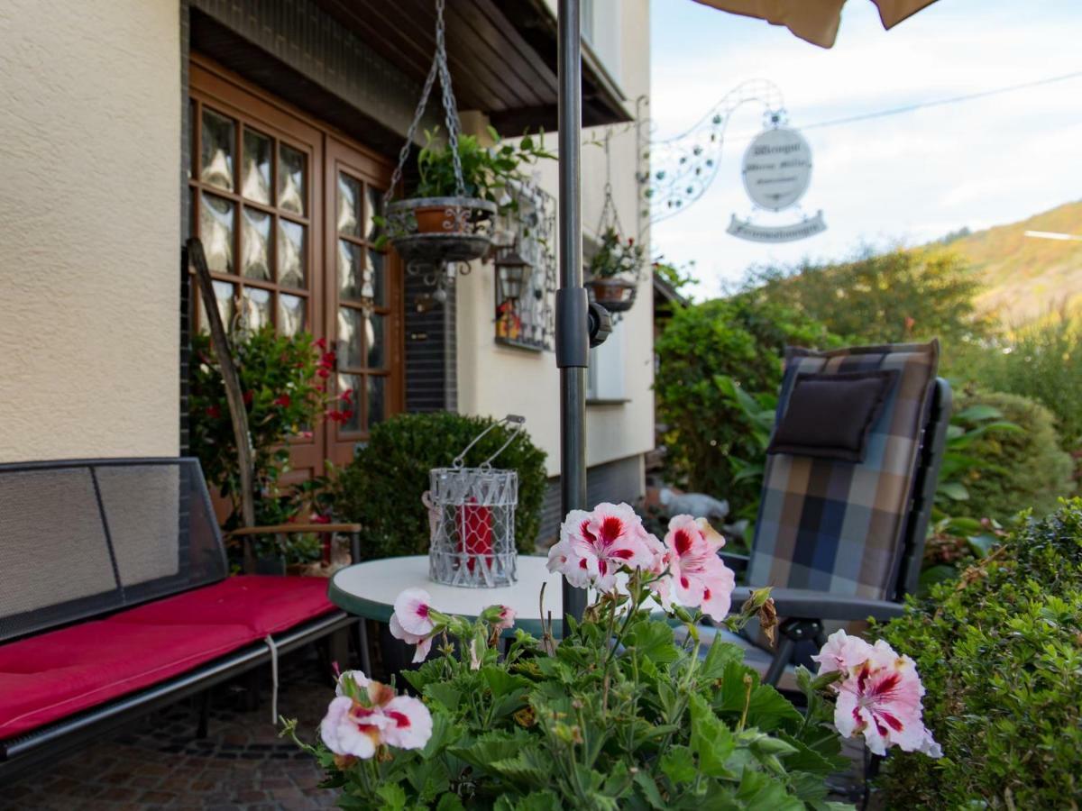 Bed & Breakfast Sandra Mueller Burg (Bernkastel-Wittlich) Exterior foto