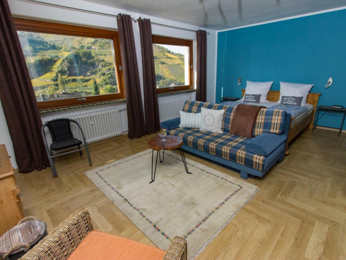 Bed & Breakfast Sandra Mueller Burg (Bernkastel-Wittlich) Exterior foto